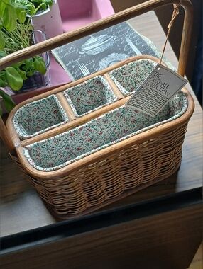 Vintage Handwoven Split Bamboo Caddy With Handle